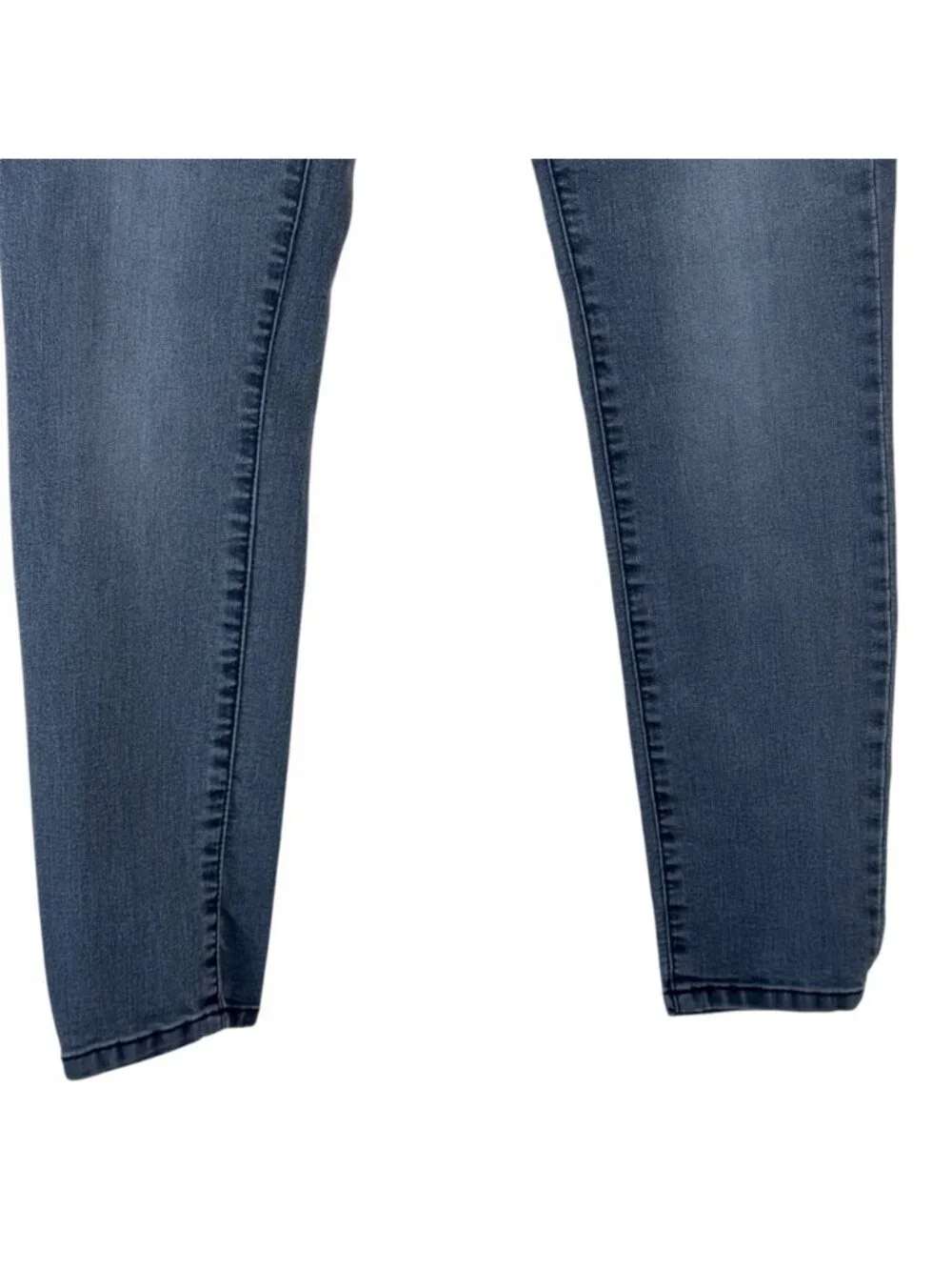 Harper Jeans Grey Faded Women's Size 28 Straight Leg Casual Distressed